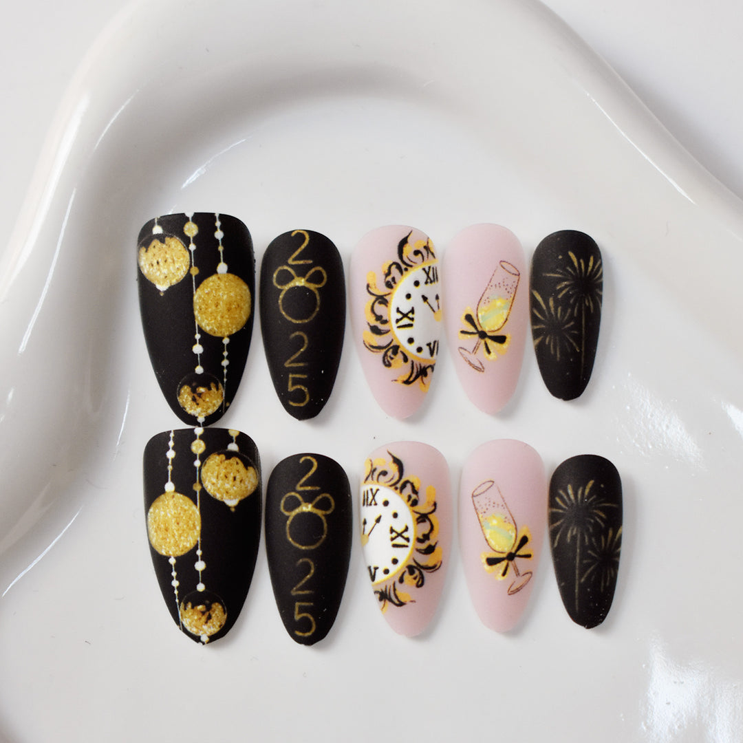 Festliche Neujahrs thematische Press-On Nail Art Karnz