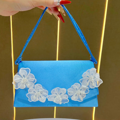 Blumenakzent Abendhandtasche