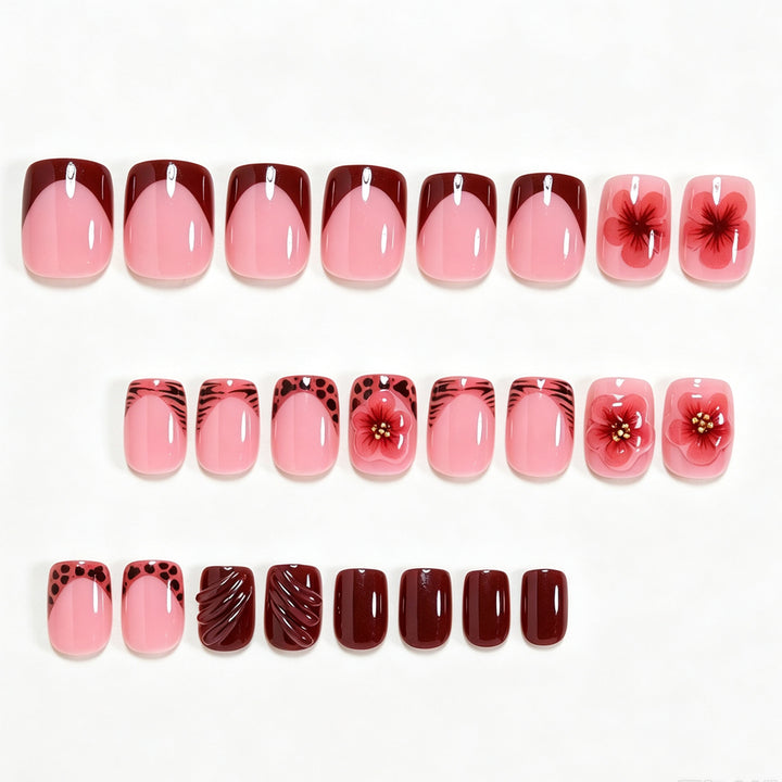 Kreatives Blumennagelkunstdesign Karnz