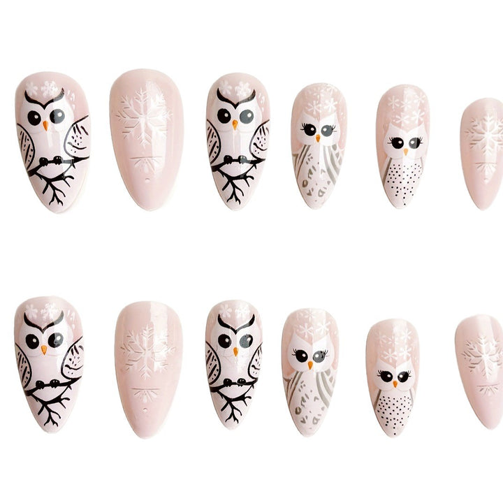 Kreative Nagelkunst Karnz