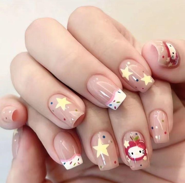Dekorative Glitzer French Tip Nagelverzierungen Karnz