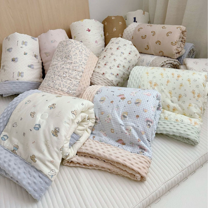 Wendbare Minky Dot Plüsch Babydecke
