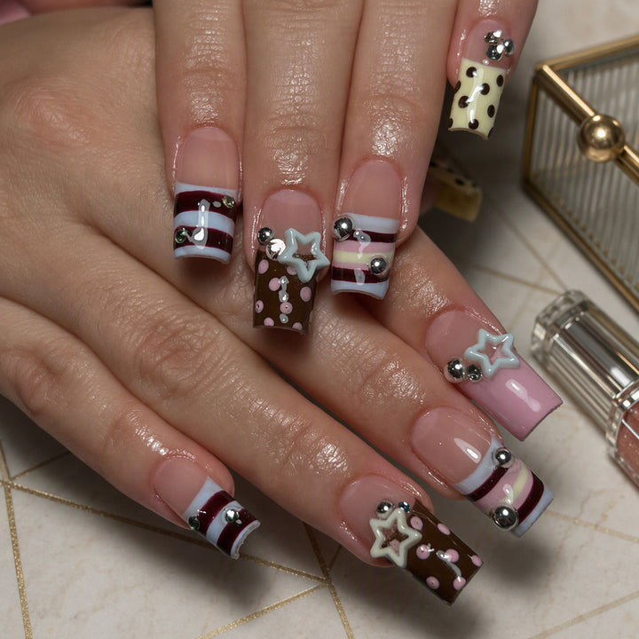 Künstliche Nagelkunst Karnz
