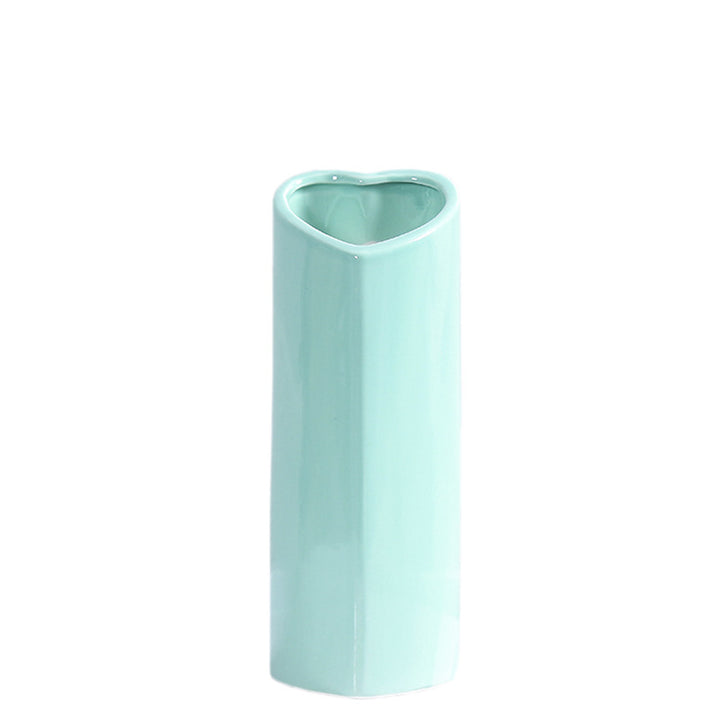 Herzförmige elegante Keramikvase Karnz