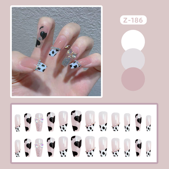 Künstlerisches Kuhmuster Press-On-Nagelset