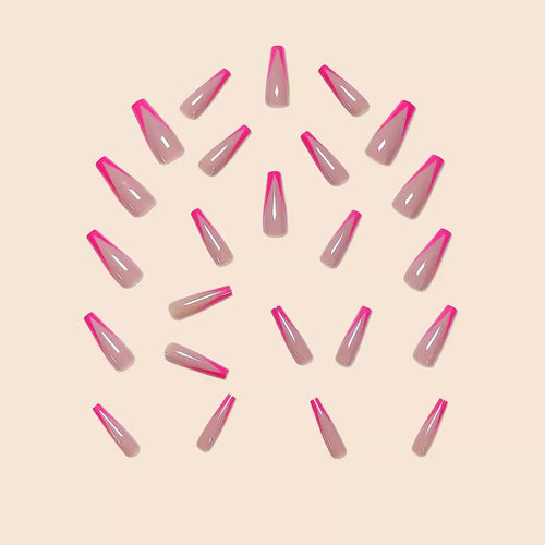 Kreative Stiletto Nagelverlängerungen