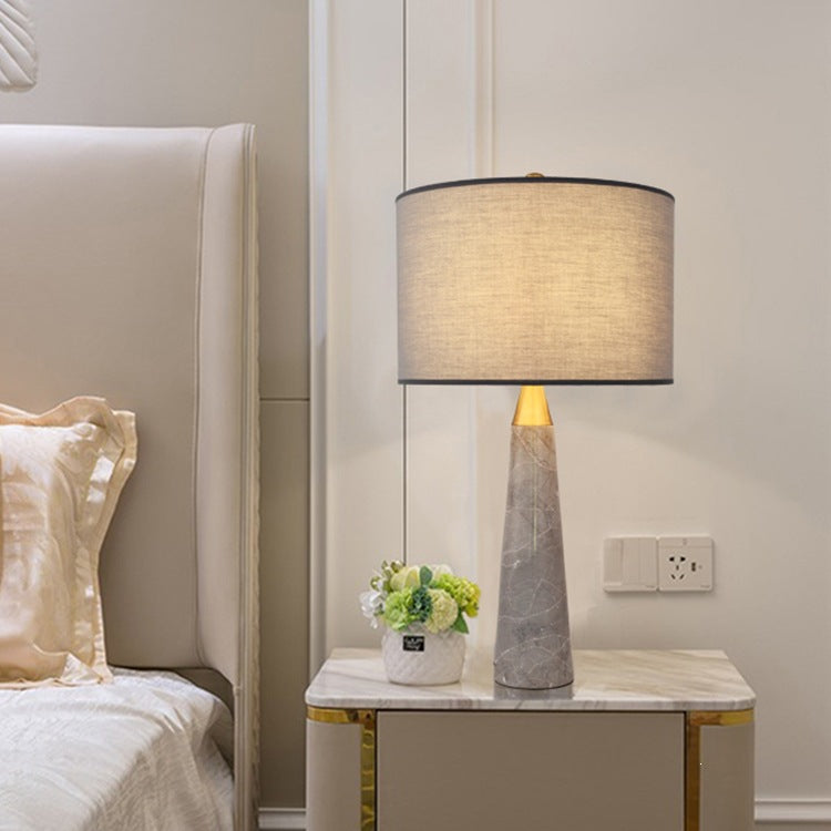 Marmor-Finish Tischlampe