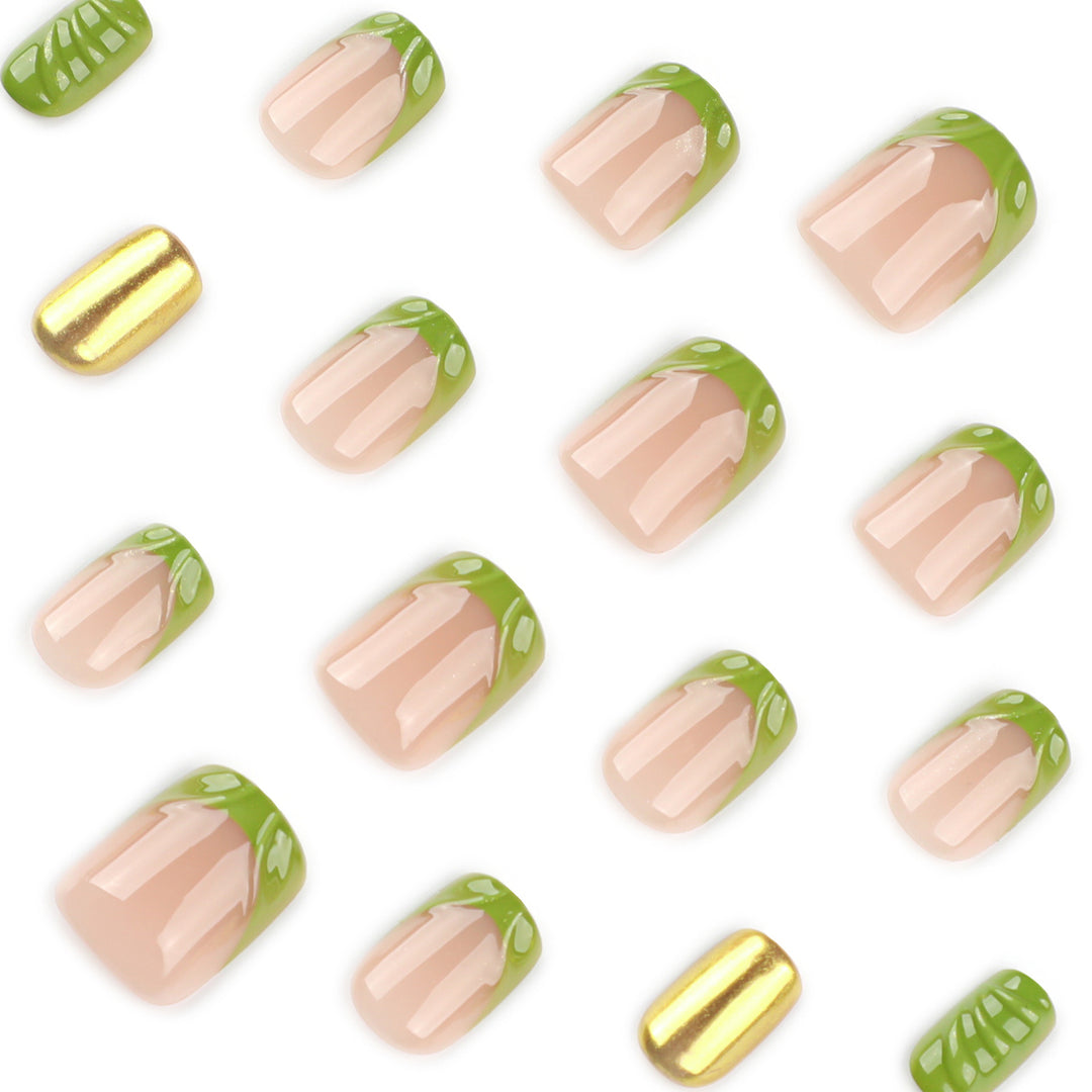 Kreative Nagelkunst mit funkelnden Akzenten Karnz