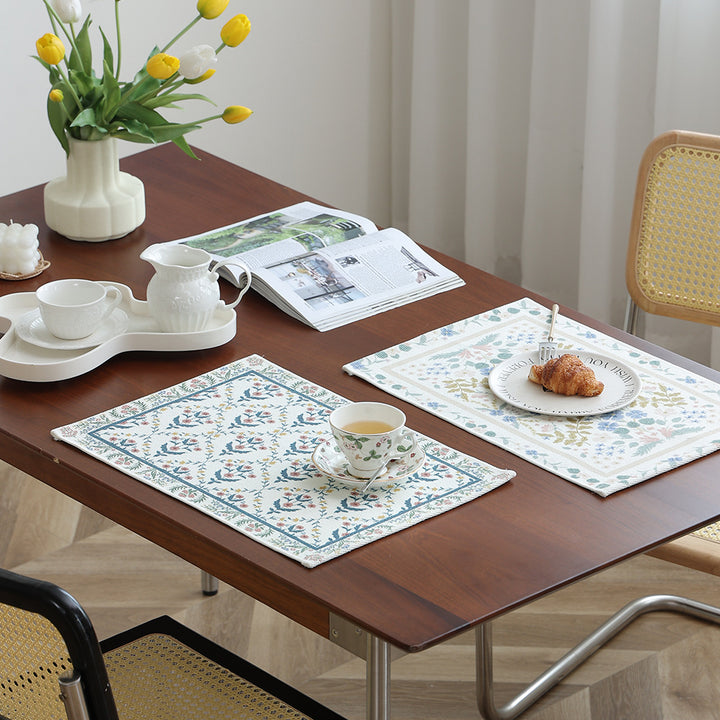 Floraler gewebter Badteppich mit Jacquard-Struktur, saugfähiger Baumwolloberfläche und rutschfester Unterseite Karnz