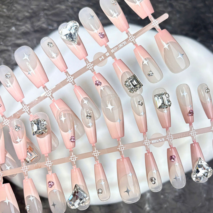 Glamouröse mit Sternen verzierte Press-On-Nagelset