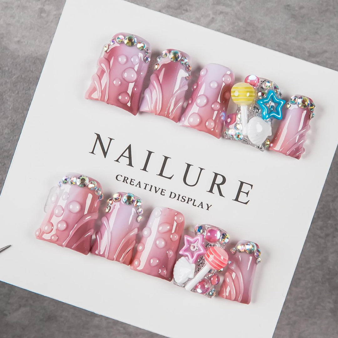 Dekoratives Fantasy-Themen Press-On Nagelset