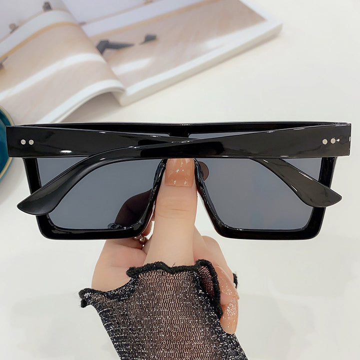 Damen Oversized Sonnenbrille mit modernem rechteckigem Rahmen Karnz