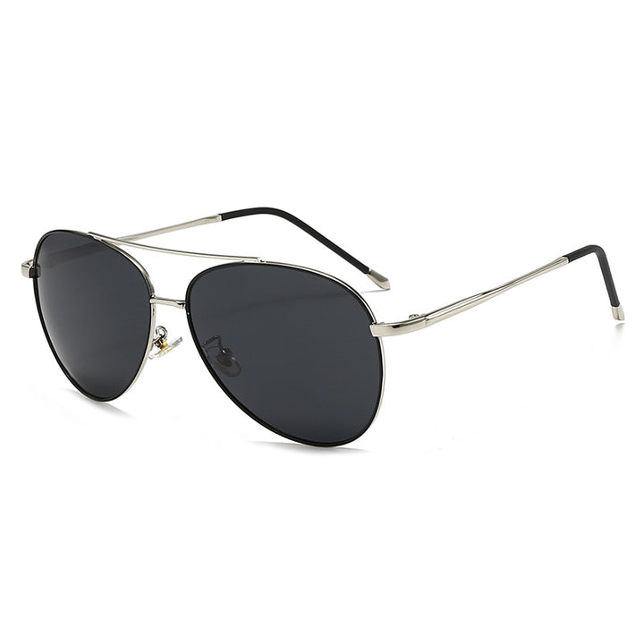 Stylische Aviator-Sonnenbrillen