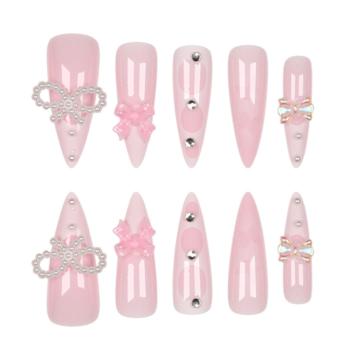 Dekorativer Stiletto Press-On Nagelkunstset Karnz
