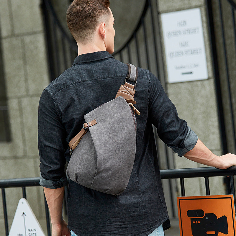 Stylischer ergonomischer Sling Bag Karnz
