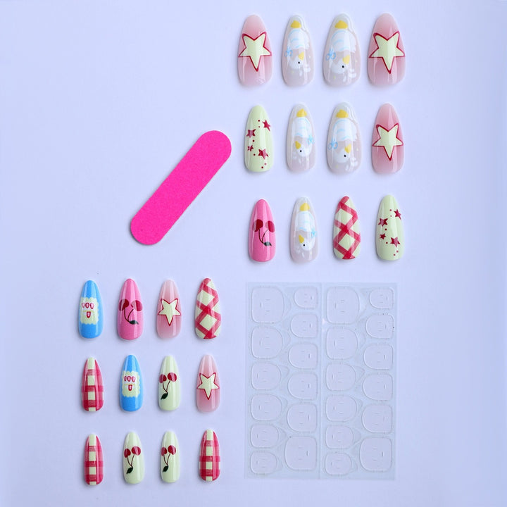 Spitzen Nageldesigns Karnz