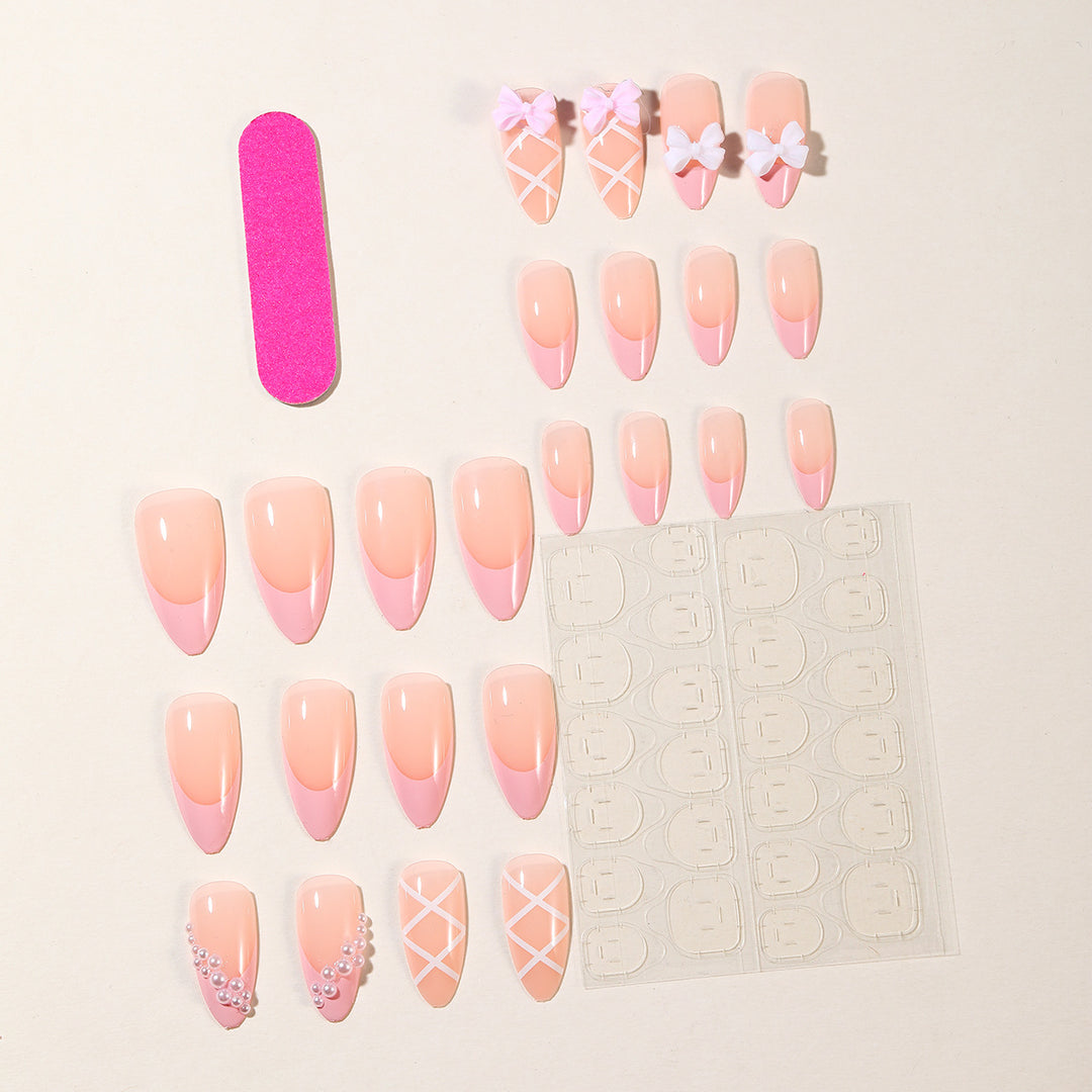 Elegante florale Stiletto-Nagelkunstverlängerungen Karnz