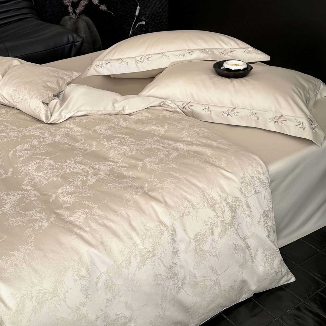 Luxuriöses Jacquard Bettbezug Set mit seidigen Satin Kissenbezügen