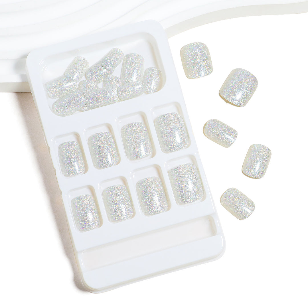 Glitzernde Press-On-Nagelspitzen Karnz