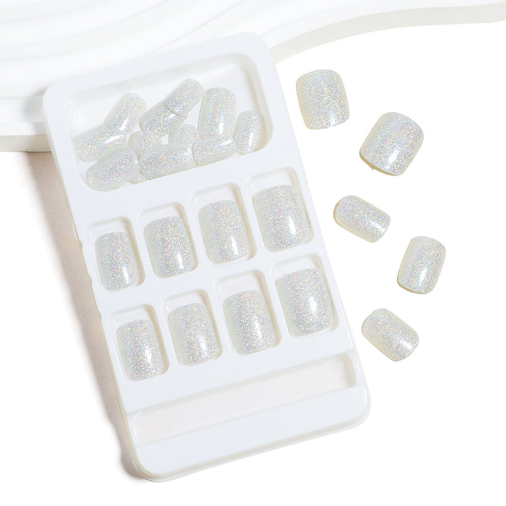 Glitzernde Press-On-Nagelspitzen Karnz