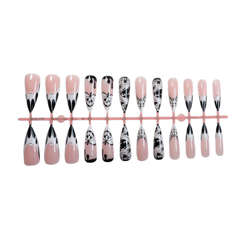Kreatives Kunstnagelset mit Halloween-Thema Karnz