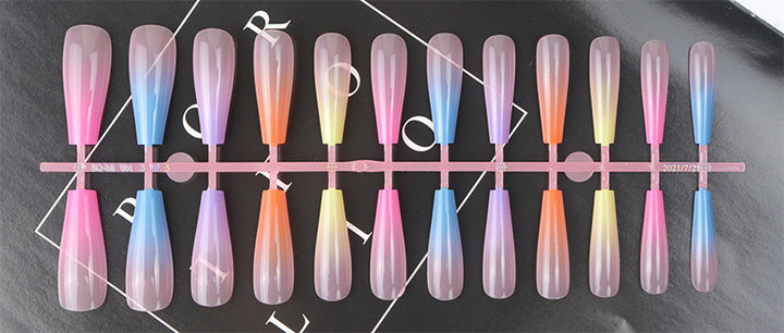 Gradient Ombre Lange Press-On Nägel Karnz
