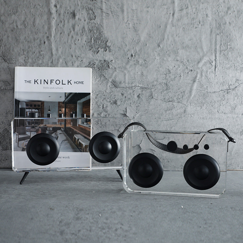 Retro-inspirierte transparente Radio