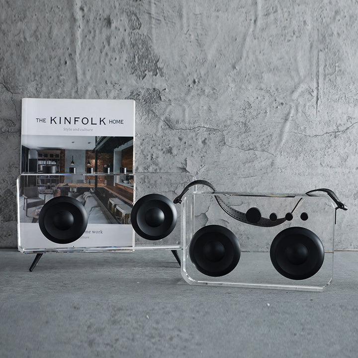 Retro-inspirierte transparente Radio