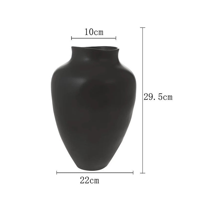 Minimalistische hohe Keramikbodenvase mit schmalem Hals