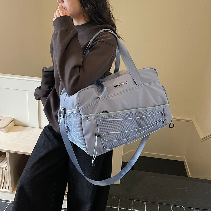 Vielseitige Reisetasche mit mehreren Fächern Karnz