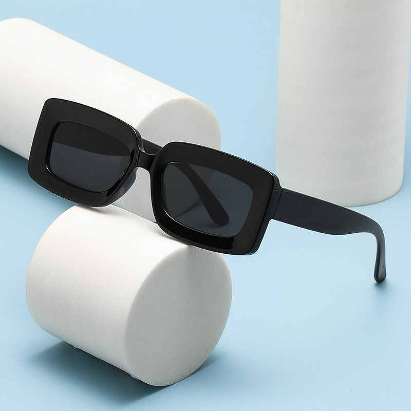 Damen trendige quadratische Sonnenbrille mit elegantem Kunststoffrahmen Karnz