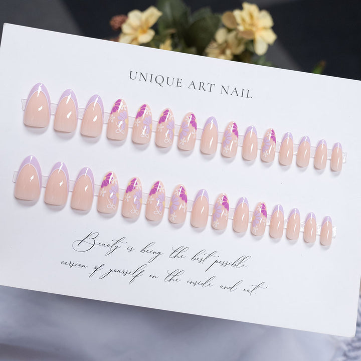 Elegantes Artikuliertes Press-On Nagelset