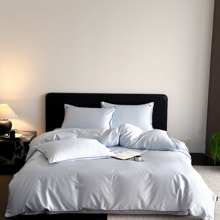 Luxus Satin Bettbezug Set mit kontrastierenden gepipten Kissenbezügen