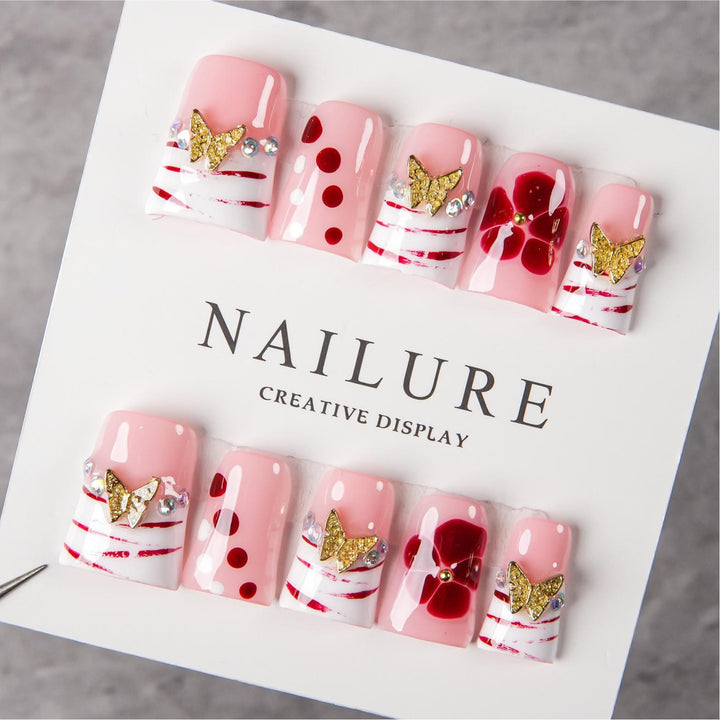 Künstlerisch gestaltetes Press-On-Nagelset