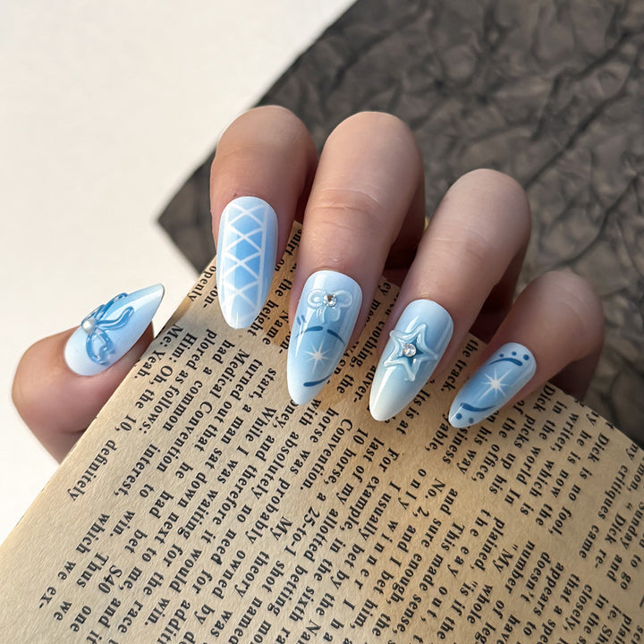 Künstlerische Press-On Nail Kollektion Karnz 1787294186