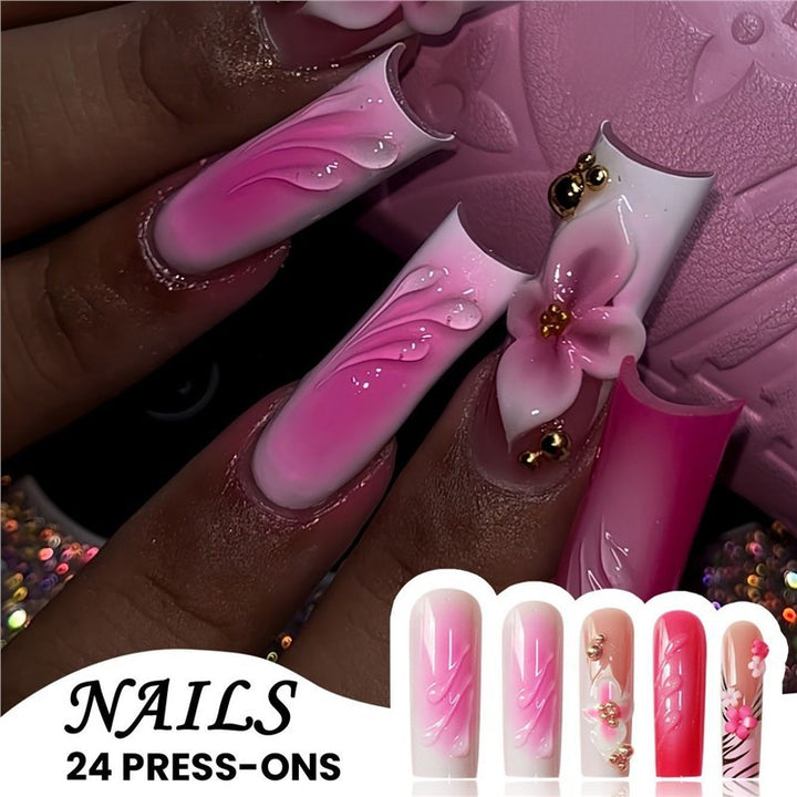 Dekorative florale Press-On Nagelerweiterungen Karnz