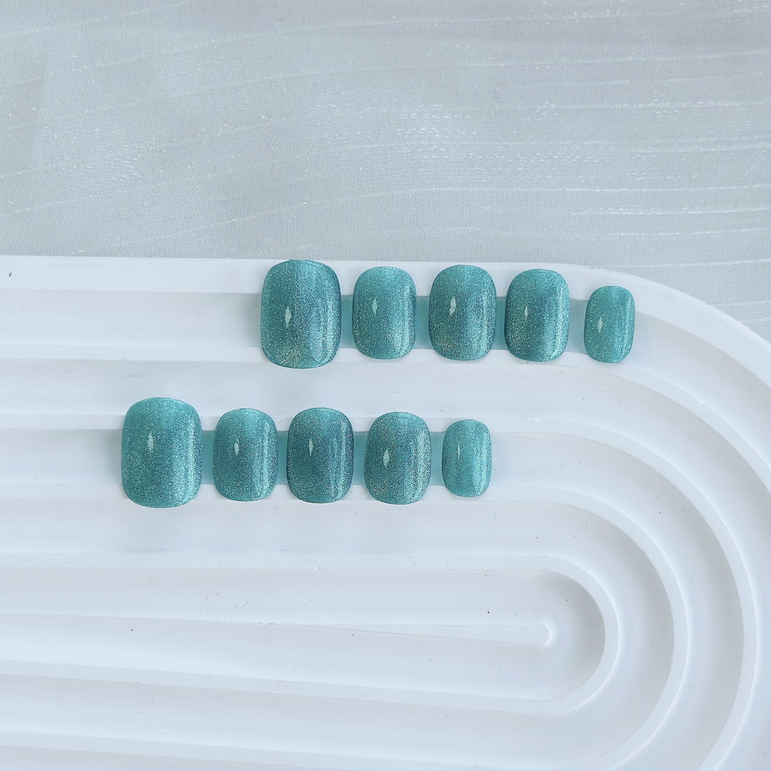 Premium Press-On Nail Art Set mit glitzerndem Finish