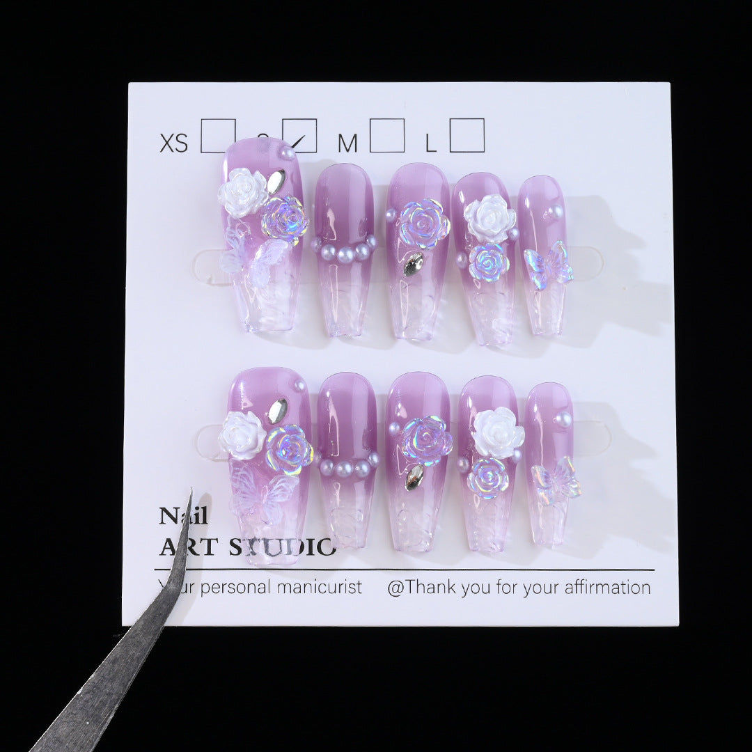 Floral Verziertes Press-On Nagelset Karnz