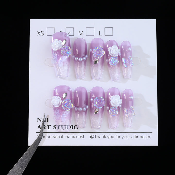 Floral Verziertes Press-On Nagelset Karnz