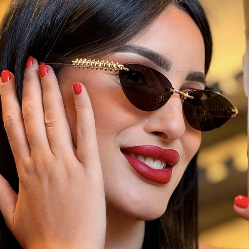 Damen Sonnenbrille im modernen, geometrischen Design mit stylishem Metallrahmen und UV-Schutz Karnz