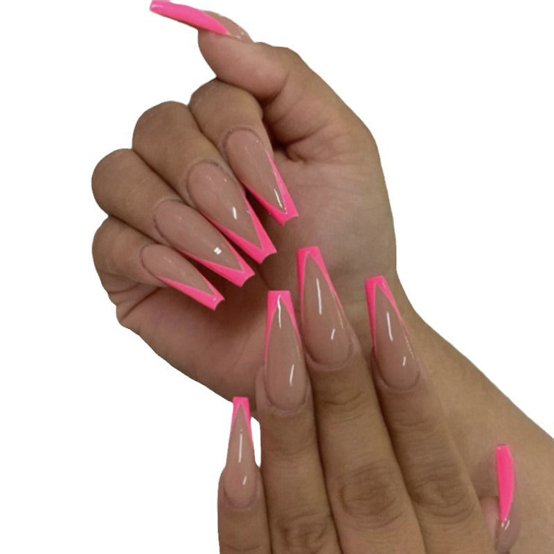 Kreative Stiletto Nagelverlängerungen