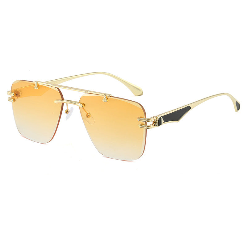 Damen Designer-Sonnenbrille im extravaganten Rahmen Karnz