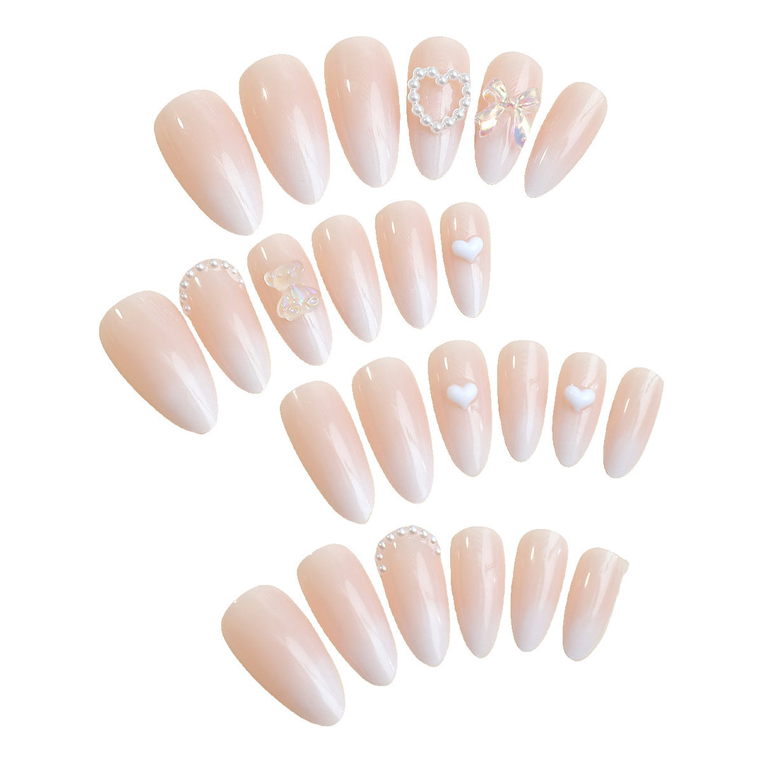 Elegantes Press-On-Nagelset mit dekorativen floralen Akzenten Karnz