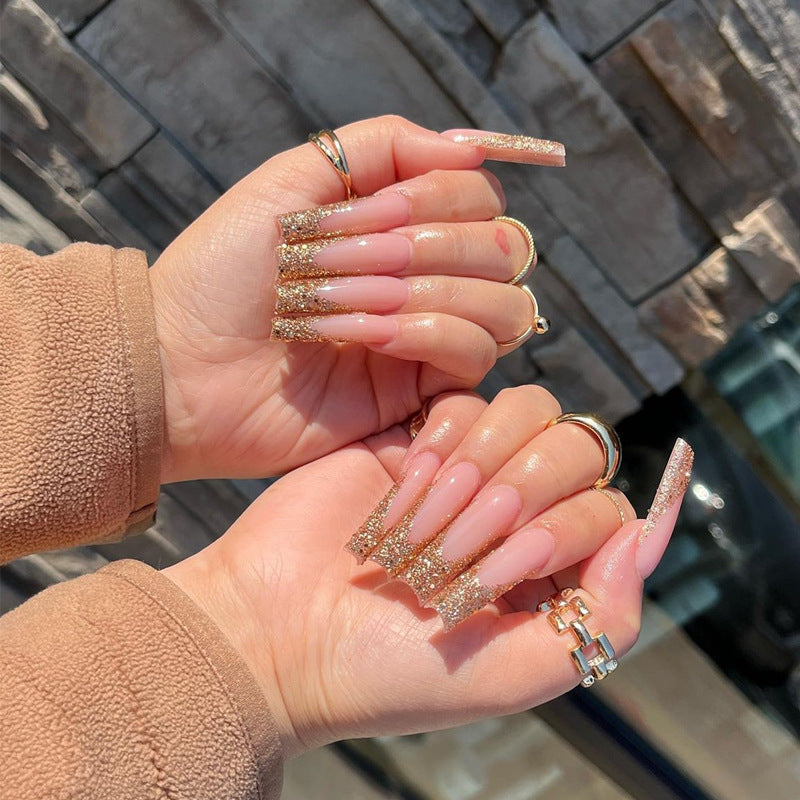 Glamouröse Glitzer-Stiletto Press-On Nägel Karnz