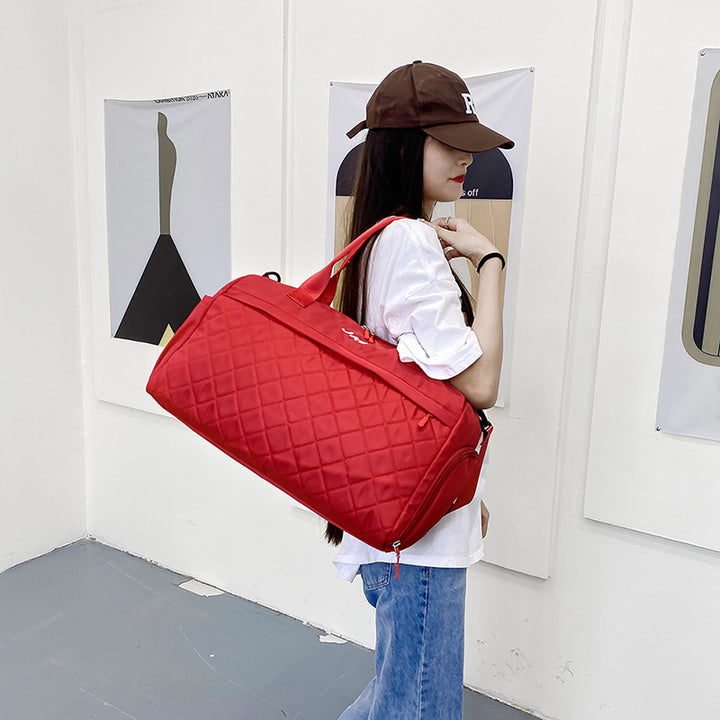 Stylische gesteppte Sporttasche Karnz