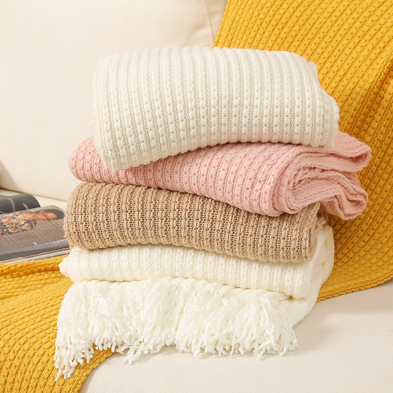 Strukturierte Strickwurfdecke