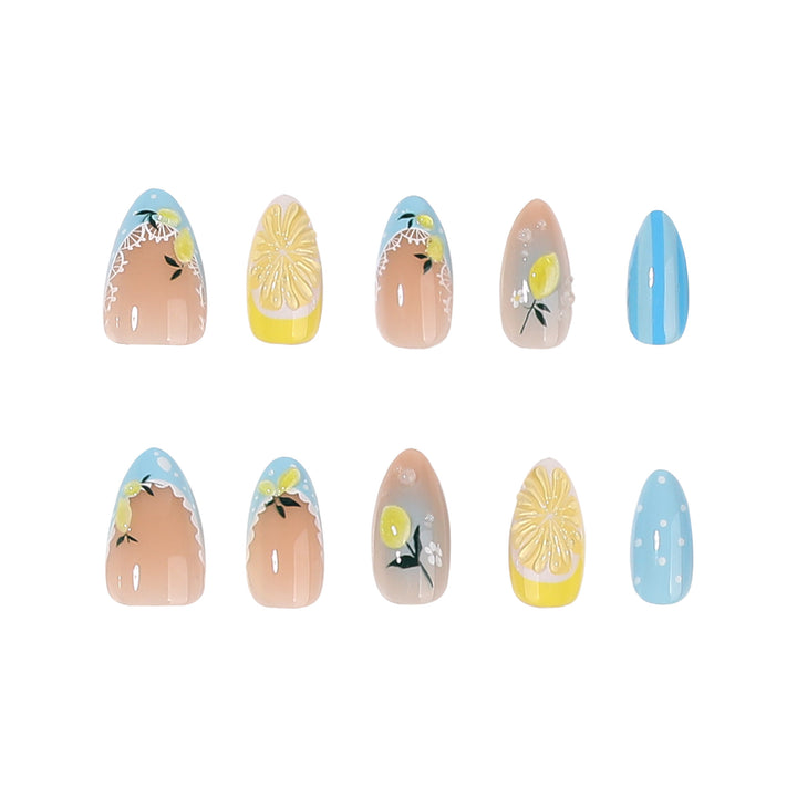 Künstliche Nagelkunst mit Zitronen- und Blütenmotiven Karnz