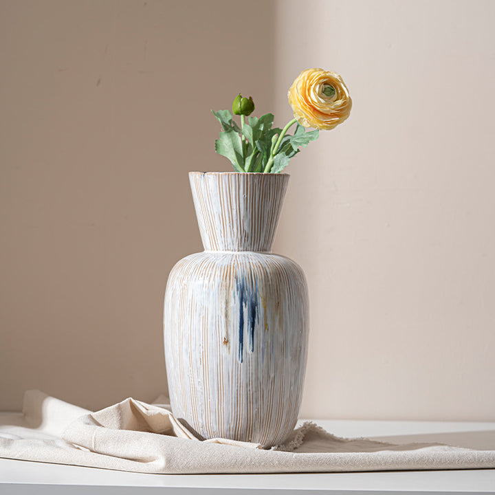 Strukturiert dekorative Keramikvase