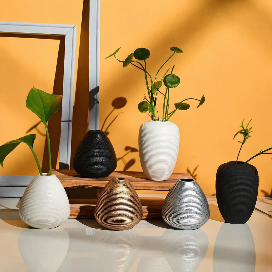 Minimalistische dekorative Keramikvase