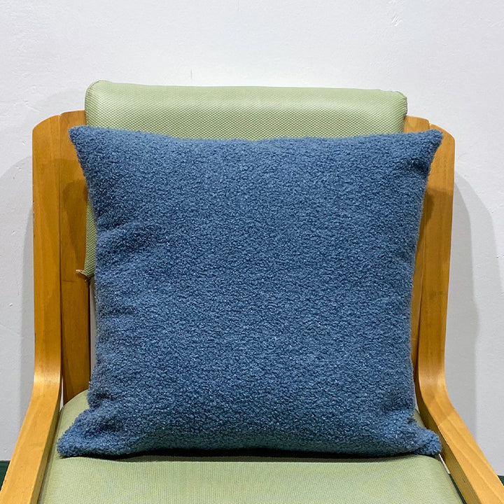 Kuschelkissen mit Teddyfleece-Bezug und weicher Polyesterfüllung Karnz
